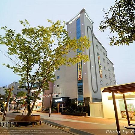 Yeosu Mj Motel Екстериор снимка